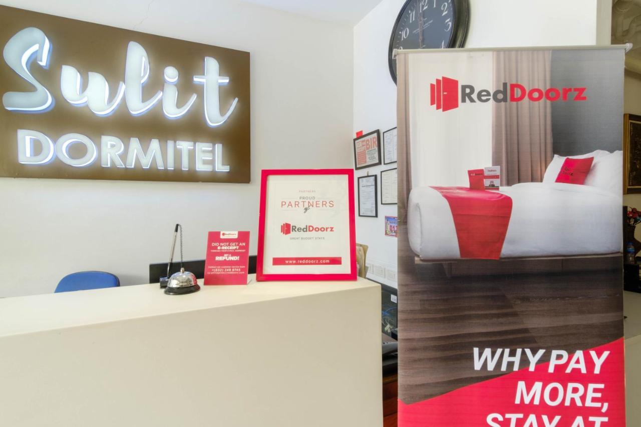 Готель Reddoorz Near V Mapa Station Маніла Екстер'єр фото